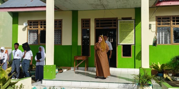 Upacara Peringatan Hari Pahlawan di Pondok Pesantren Alkhairaat Popayato Berlangsung Khidmat