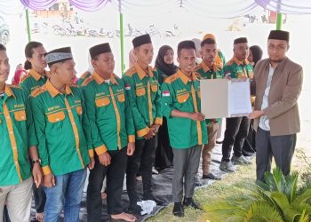 Abdul Hamid Sukoli Lantik Pengurus IKAAL Popayato Periode 2025–2028