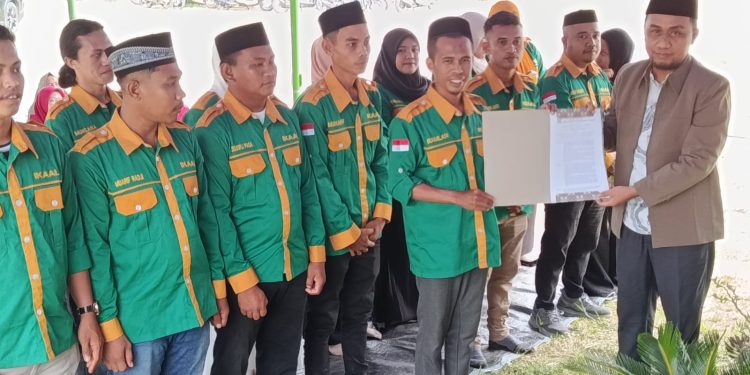 Abdul Hamid Sukoli Lantik Pengurus IKAAL Popayato Periode 2025–2028