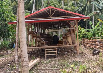 Di Duga Tidak Transparan, Pembangunan Kandang Ayam Petelur BUMDES Molosipat Utara Di Soroti Warga