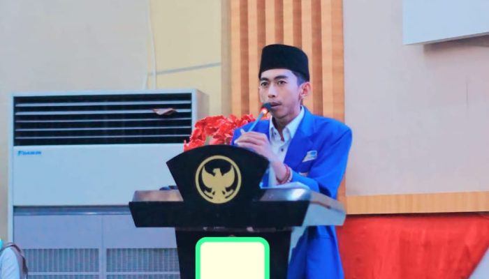 PEMUDA KALUMBATAN MENGGUGAT: BUPATI BANGGAI KEPULAUAN DINILAI KEHILANGAN KENDALI ETIKA, RUMAH JABATAN BERUBAH JADI PANGGUNG POLITIK