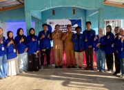 Mahasiswa KKD UMGO Latih Warga Siduwonge Olah Bandeng Jadi Kerupuk Bernilai Jual